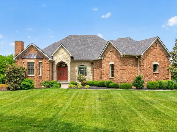 302 Golf Club Dr, Nicholasville, KY 40356