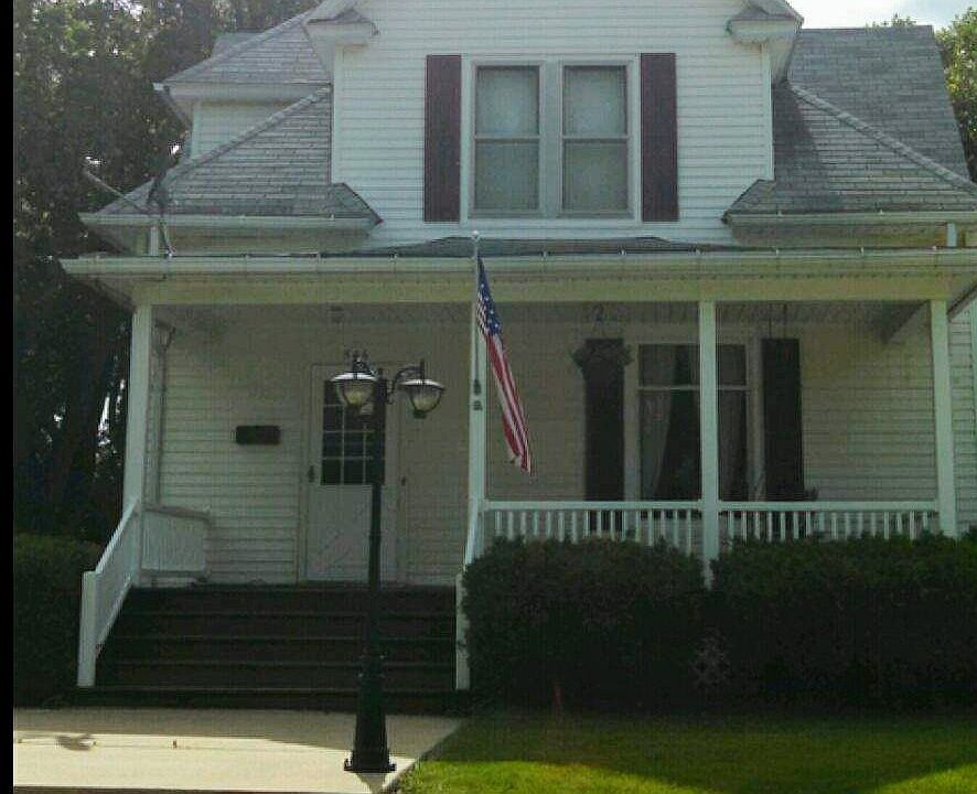 1st image of 506 N A St