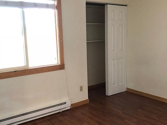 4th image of 495 N 2nd St #105