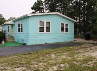 12 Pigeon Ct, Manchester Township, NJ 08759