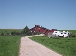 25 Prairie Winds Rd, Sundance, WY 82729