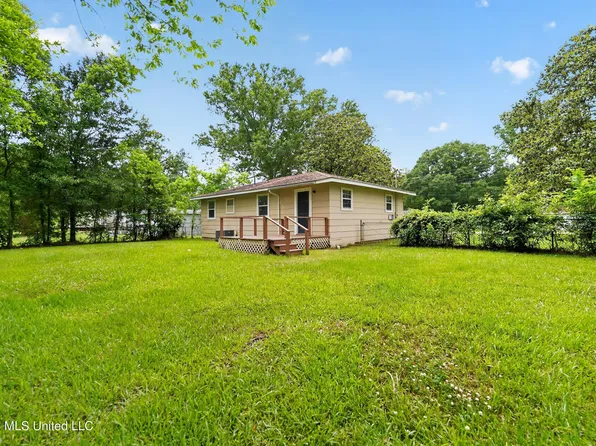 1220 Deeb St, Pearl, MS 39208