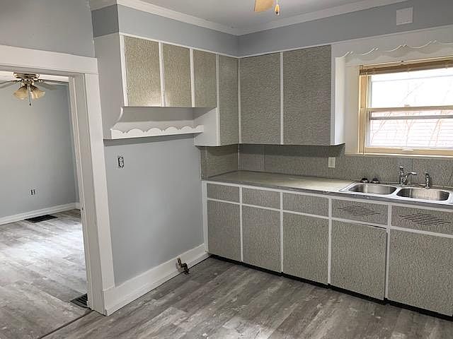 1st image of 562-564 Valley Ave NW #1