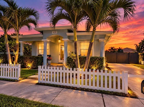 4250 SW 57th Ave, Davie, FL 33314