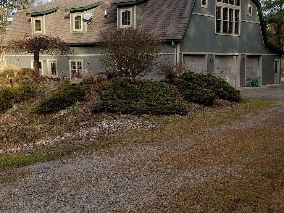 1st image of 8567 Chuckanut Dr