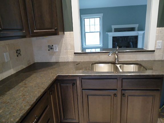 4th image of 1018 Jonas Dr Lot 109