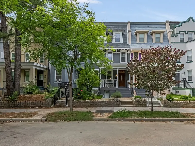 723 Quebec Pl NW — Photo 3
