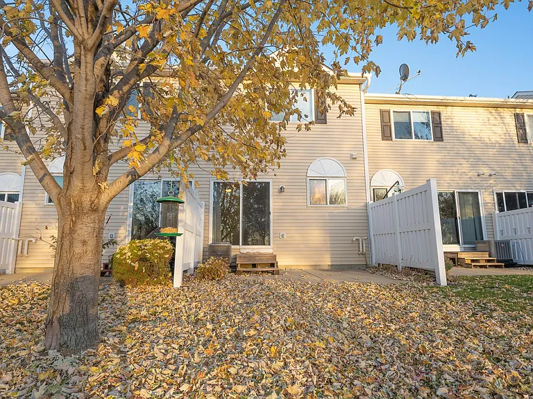 7786 Village Pl — Photo 15