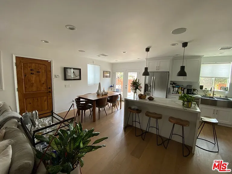 635 N Formosa Ave — Photo 8