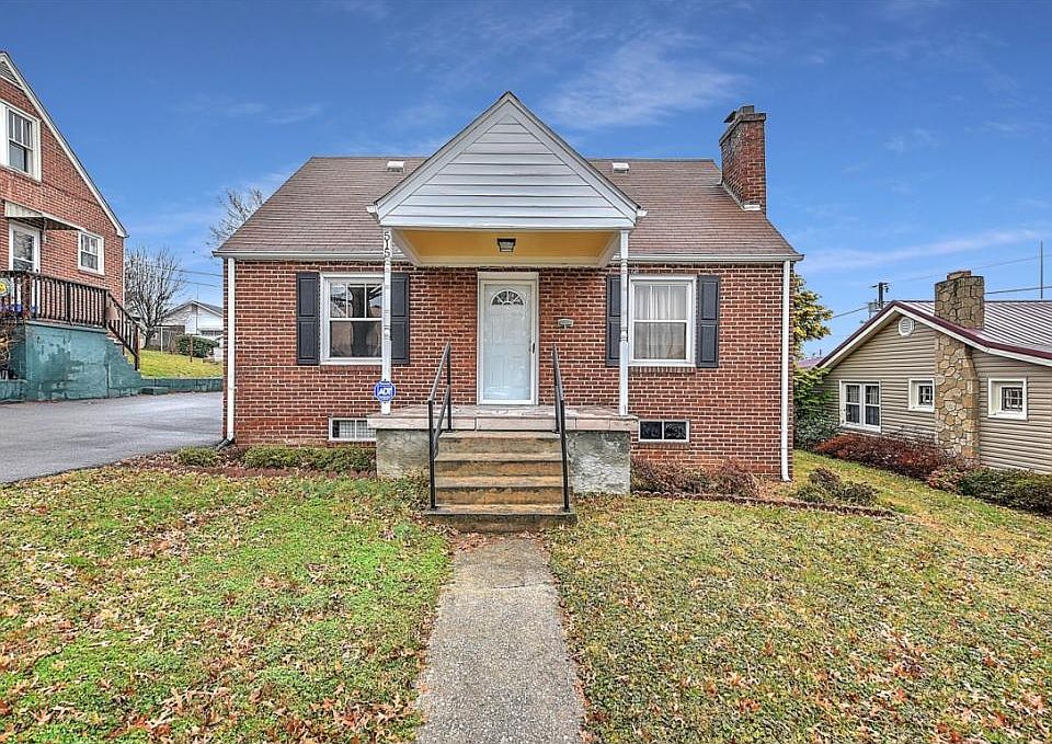 1st image of 515 Mount Ida Pl