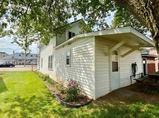 220 W Redwood St, Edgar, WI 54426