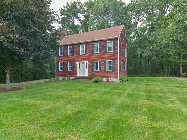 22 Strawstone Ln, Norton, MA 02766