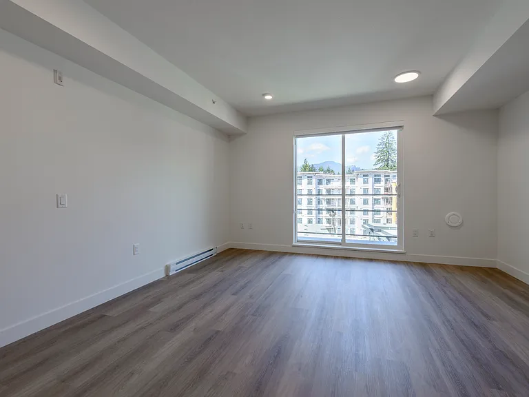 902 Lytton St — Photo 18