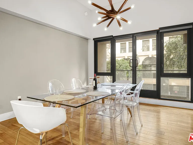 460 S Spring St #212 — Photo 22