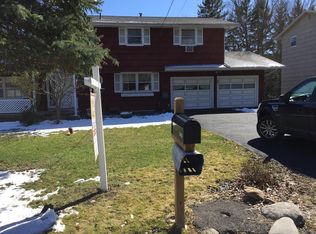 303 Greenwood Rd, Syracuse, NY 13214