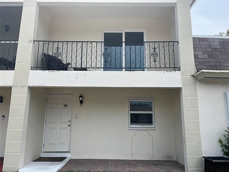 2466 Taylor St #4B — Photo 1
