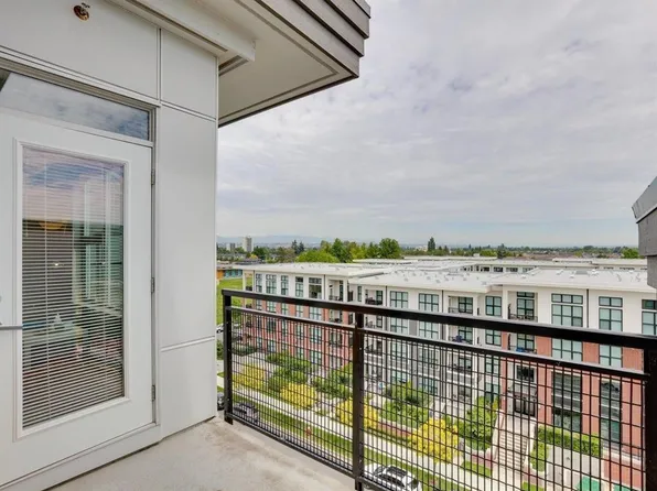 9388 Tomicki Ave #613, Richmond, BC V6X 0C4