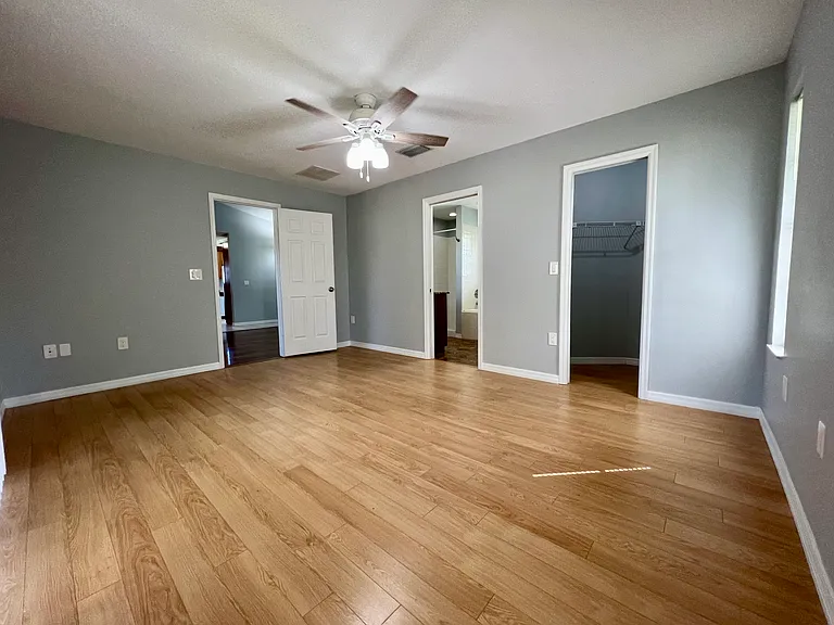 731 John Carroll Ln — Photo 14