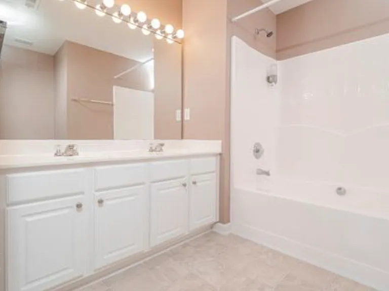 4908 Brook Knoll Pl — Photo 6
