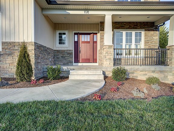 2nd image of 108 Fawnwood Ct