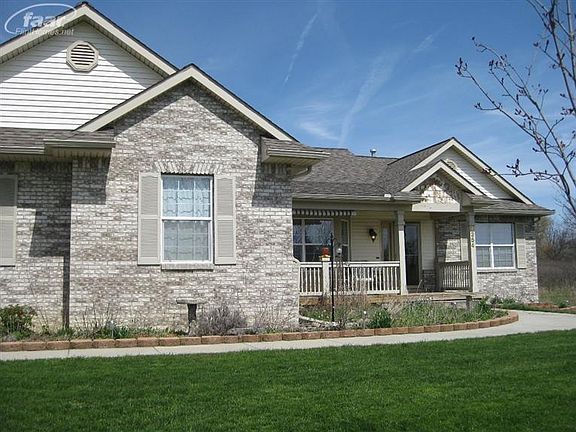 2nd image of 7354 Geraldine Cir
