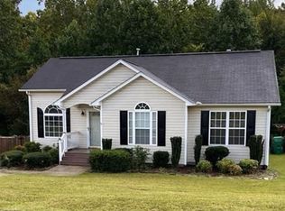 925 Londonderry Dr, High Point, NC 27265