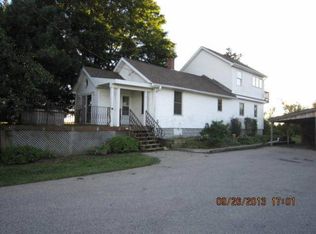 N4905 Clausen Rd, Burlington, WI 53105