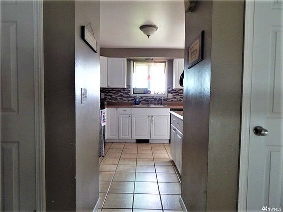 5th image of 2321 W Peninsula Dr