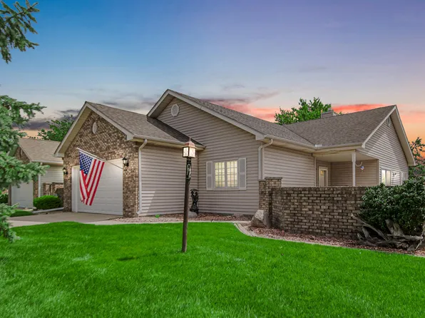 1659 Redbud Dr, Hobart, IN 46342