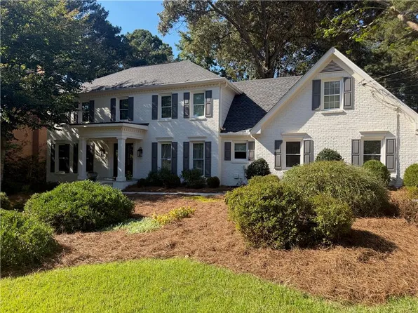 3649 Allenhurst Dr, Peachtree Corners, GA 30092