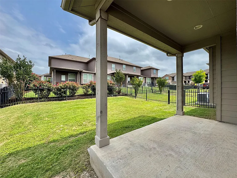 407 Rhetoric Way — Photo 33