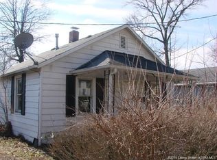 621 W Cherry St, Austin, IN
