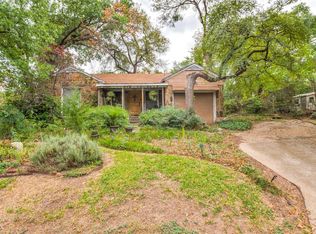 600 Coombs Creek Dr, Dallas, TX 75211