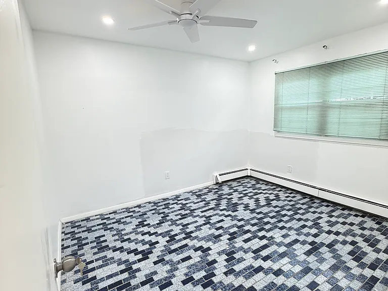 528 Jayne Blvd #1F — Photo 28
