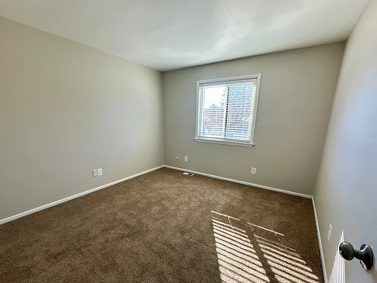 9000 Westfield Apartments — Photo 13