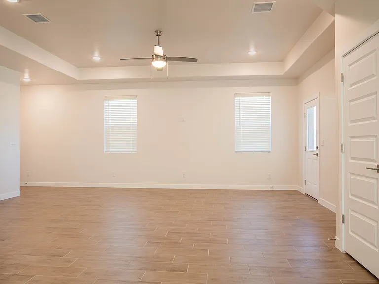 7006 Sentinel Ave — Photo 17