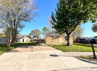 4641 S Orange Cir, Pearland, TX 77581