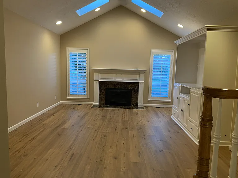 2835 Eastlake Dr SE — Photo 8