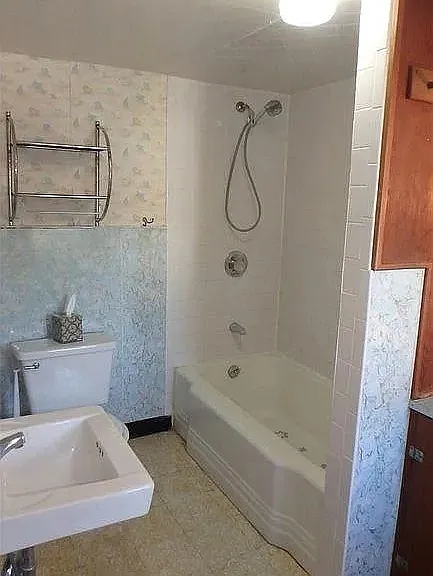 1115 Vassar Ave — Photo 6