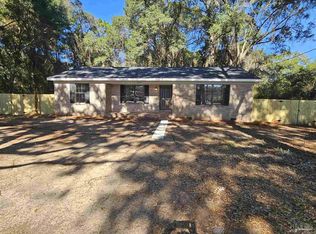 5270 Barcelona St, Pace, FL 32571