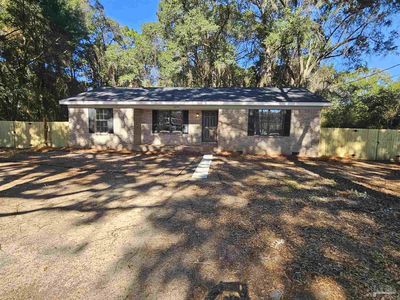 5270 Barcelona St, Pace, FL, 32571