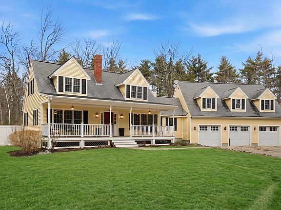 2nd image of 302 Forest Road