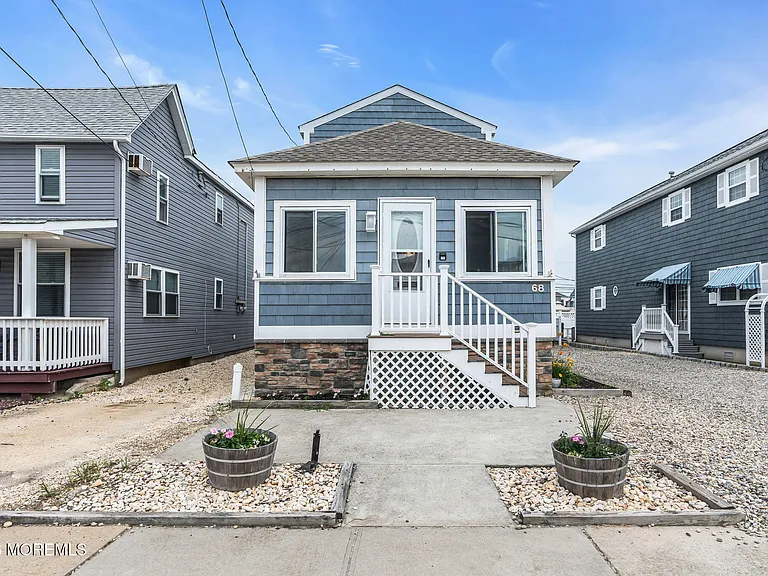 68 Decatur Ave — Photo 2