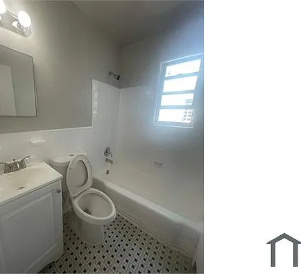 920 Madison St NW #301 — Photo 7