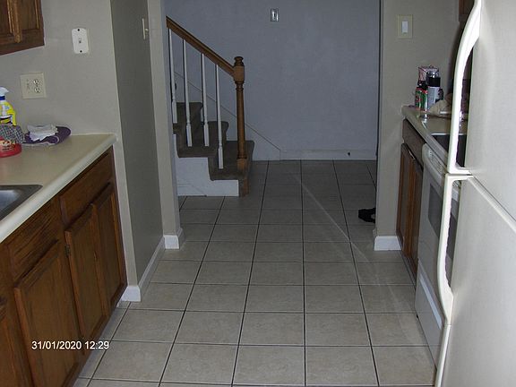 4th image of 134 Durwood Rd Unit E
