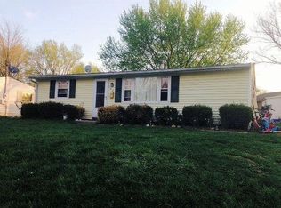 162 N Orchard Cir, Blanchester, OH 45107