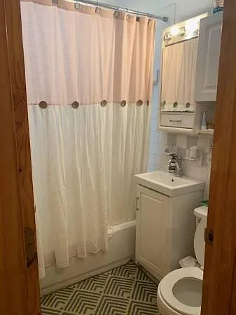 Bathroom 1 (Main Level)