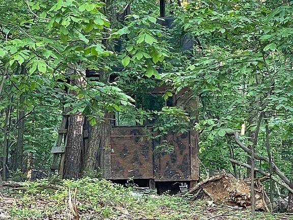 4th image of 4 Dogwood Acres