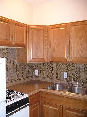 4th image of 2820 1st Ave S APT 20