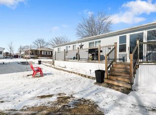 20951 Pier Rd #8, Chatham Kent, ON N0P2P0